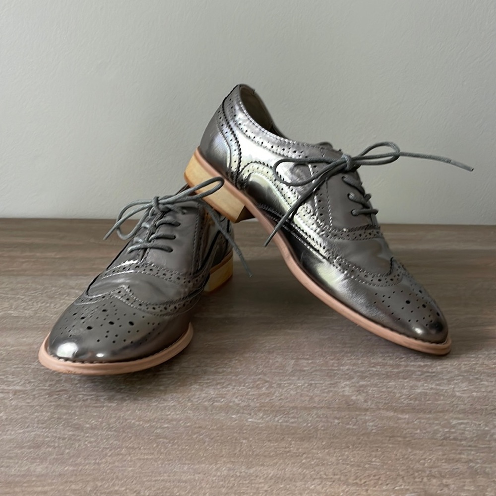Wanted Metallic loafers